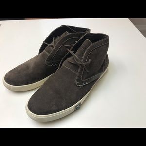 PENGUIN brown suede chukka boots sz 9
